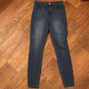 Distress Guess Jeans